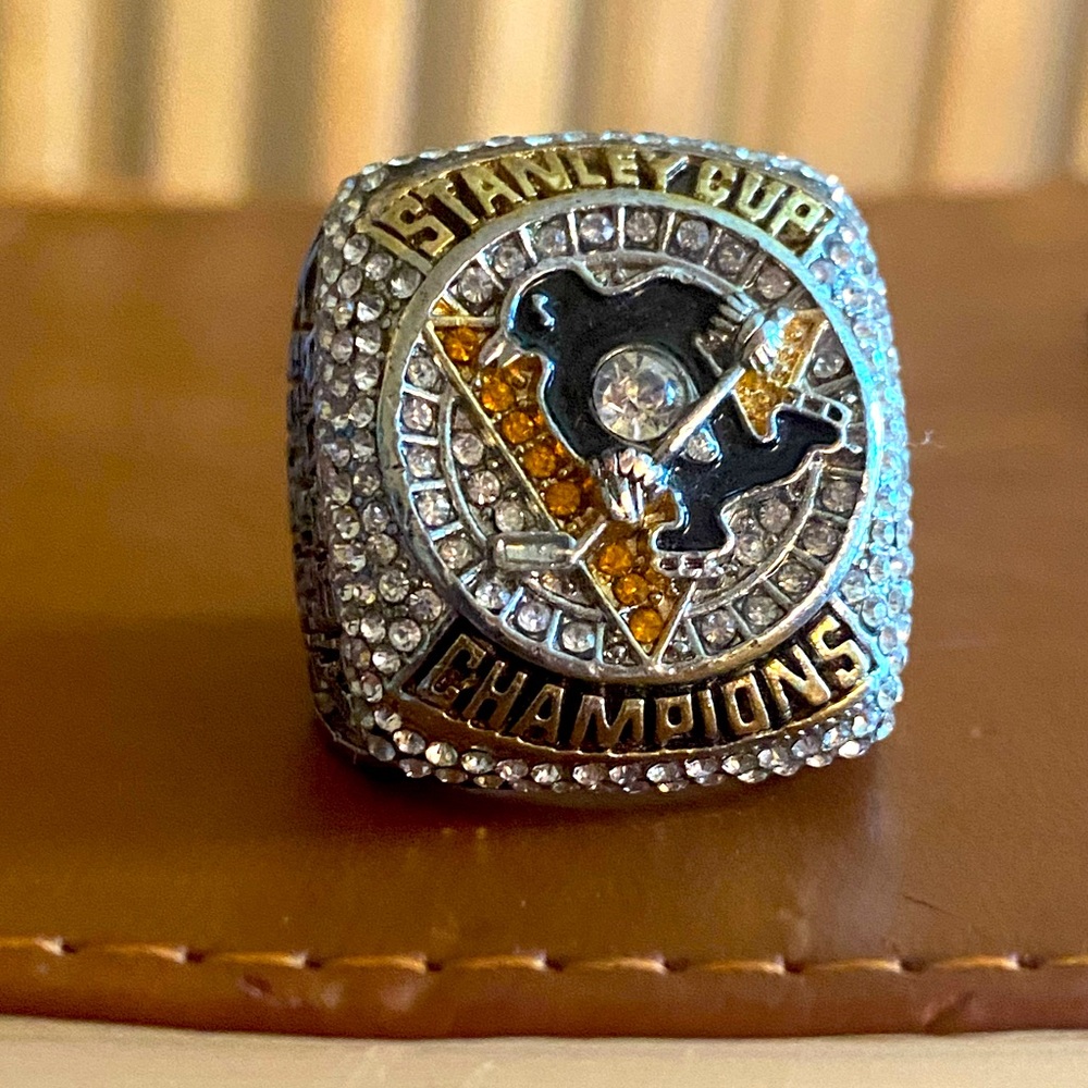 Pittsburg Penguins Stanley Cup Championship Ring